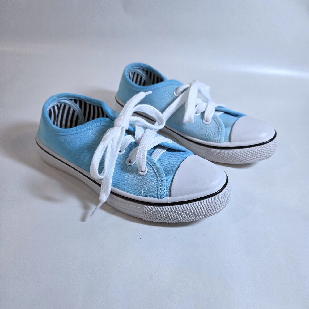NWOT Hand-Dyed Canvas Shoes Size 2/3